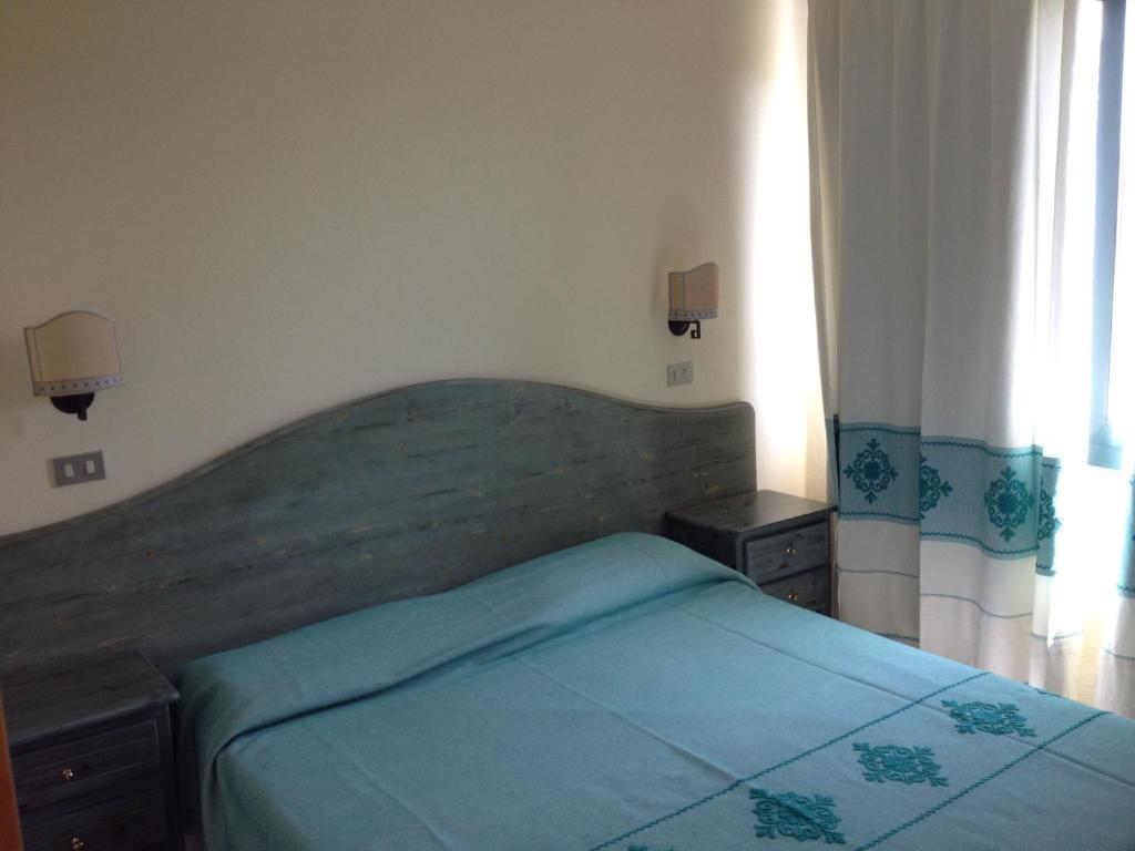 Residence Marina Palace Orosei Quarto foto