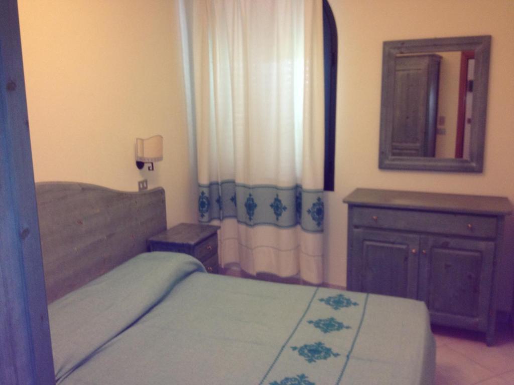 Residence Marina Palace Orosei Quarto foto